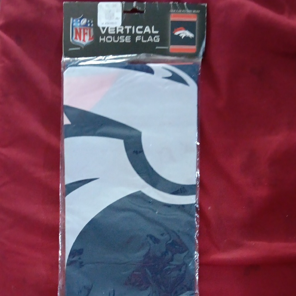 Denver Broncos Vertical House Flag